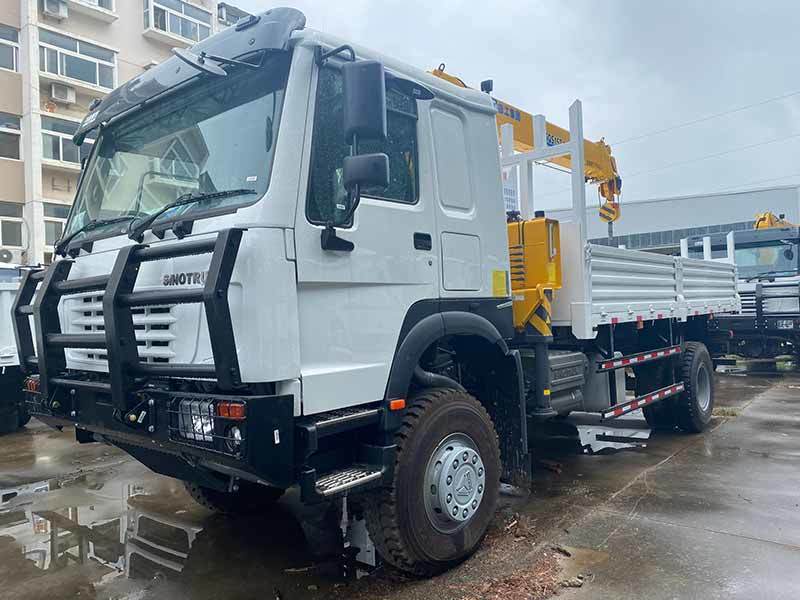 Sinotruk Howo Truck With Crane - Truckglobal