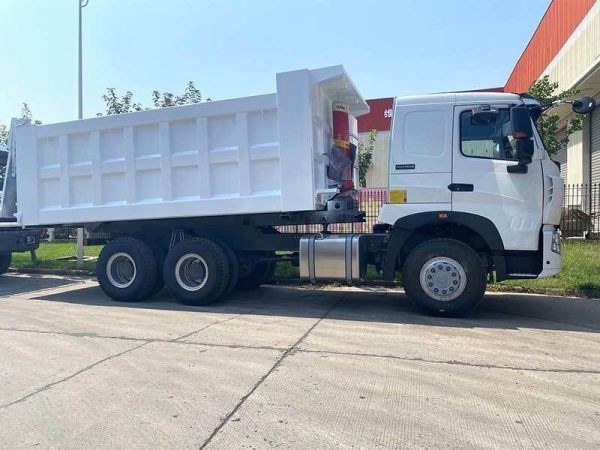 Howo A7 6X4 Dump (Tipper) Truck