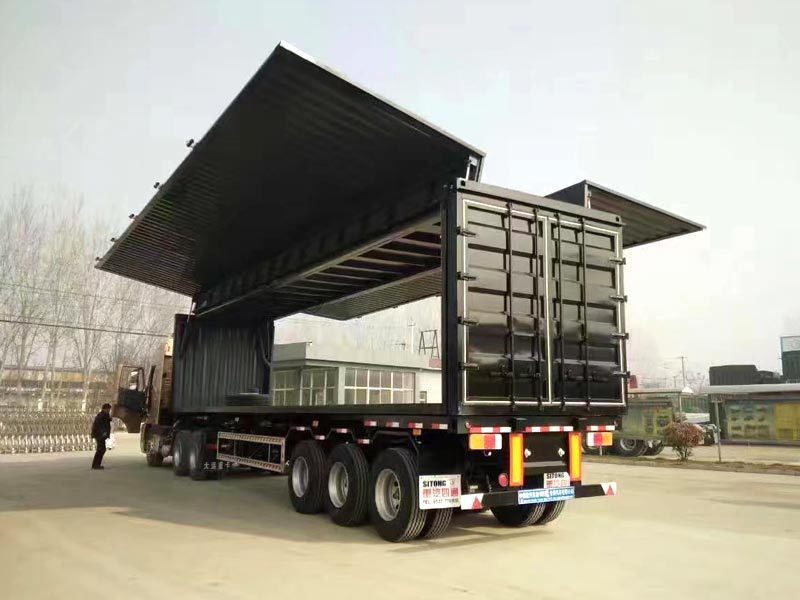 Sinotruk Wing Van Semitrailer