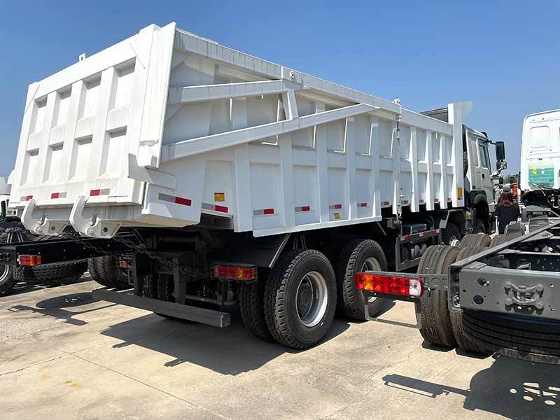 Howo 8X4 Dump (Tipper) Truck